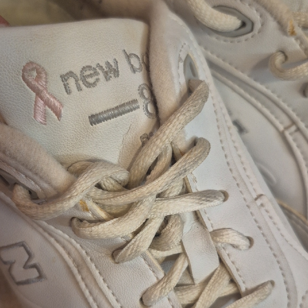 New Balance 811 Walking Sneaker Women's - 8.5 - Picture 10 of 12
